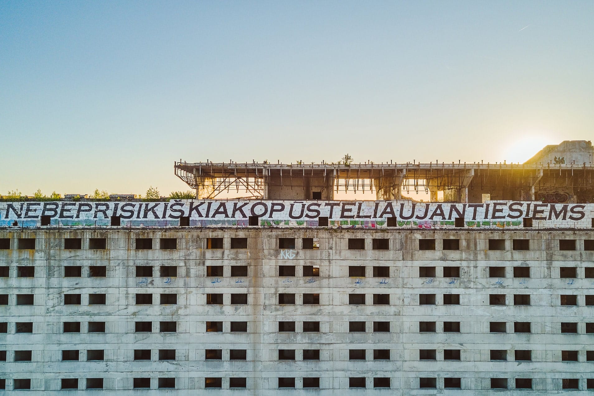 Nebeprisikiškiakopūsteliaujantiesiems Meets David